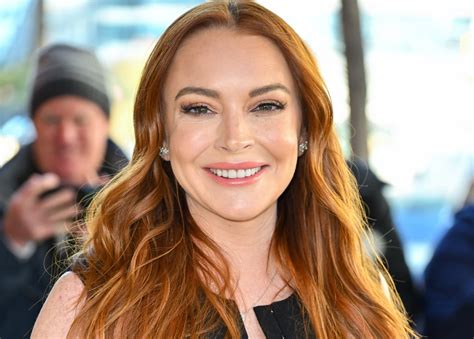 lindsay lohan natural hair